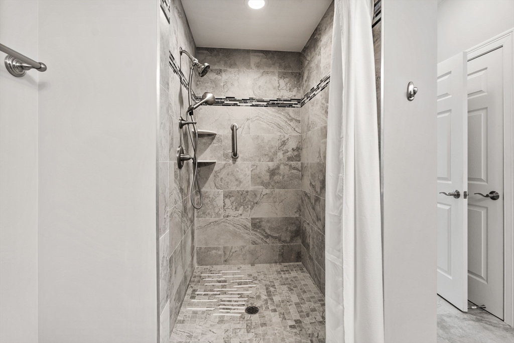 63 Hummingbird Lane, Unit A Groton, MA 01450 - Photo 18 of 29 Gallery Image 18