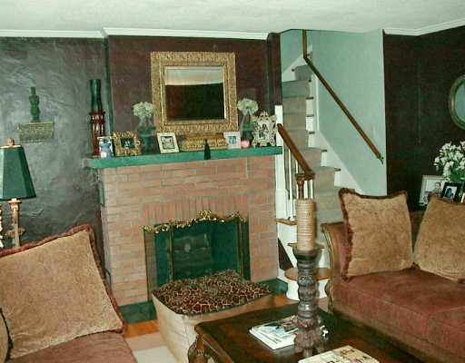 1640 Brodhead Road Coraopolis, PA 15108 - Photo 2 of 8 Gallery Image 2