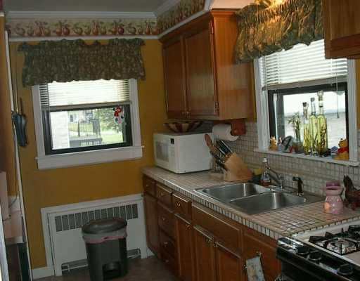 1640 Brodhead Road Coraopolis, PA 15108 - Photo 4 of 8 Gallery Image 4