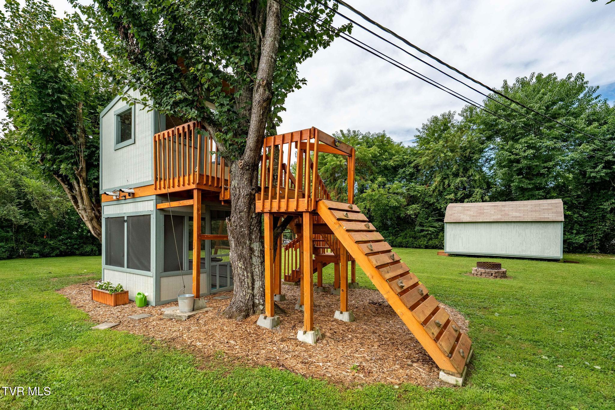 442 Adams Road Mountain City, TN 37683 - Photo 23 of 63 442 Adams Road (23 of 64)