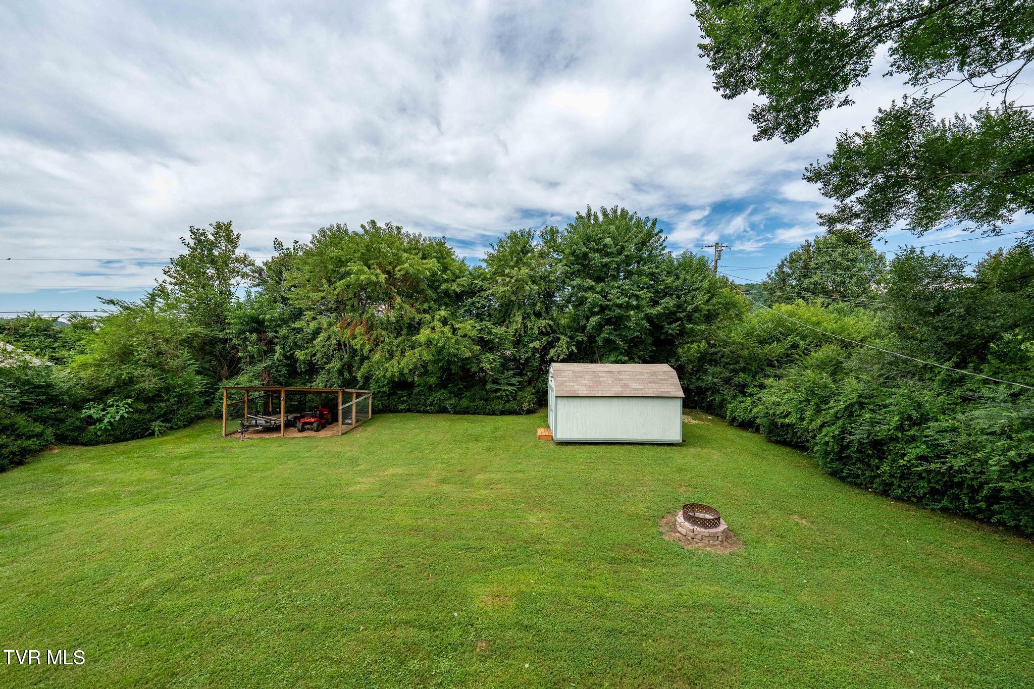 442 Adams Road Mountain City, TN 37683 - Photo 29 of 63 442 Adams Road (29 of 64)