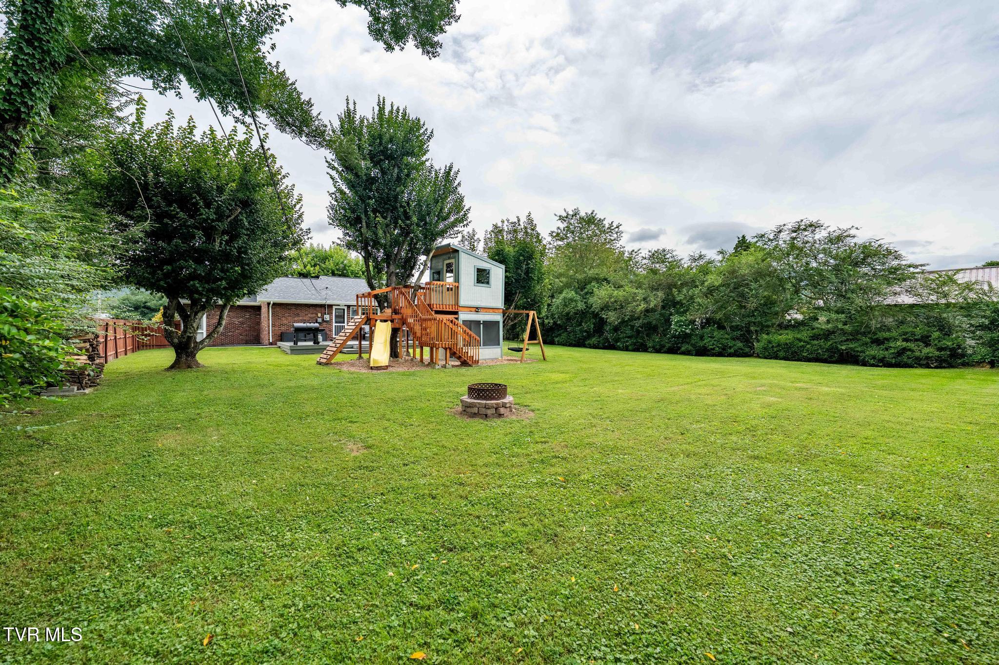 442 Adams Road Mountain City, TN 37683 - Photo 32 of 63 442 Adams Road (32 of 64)