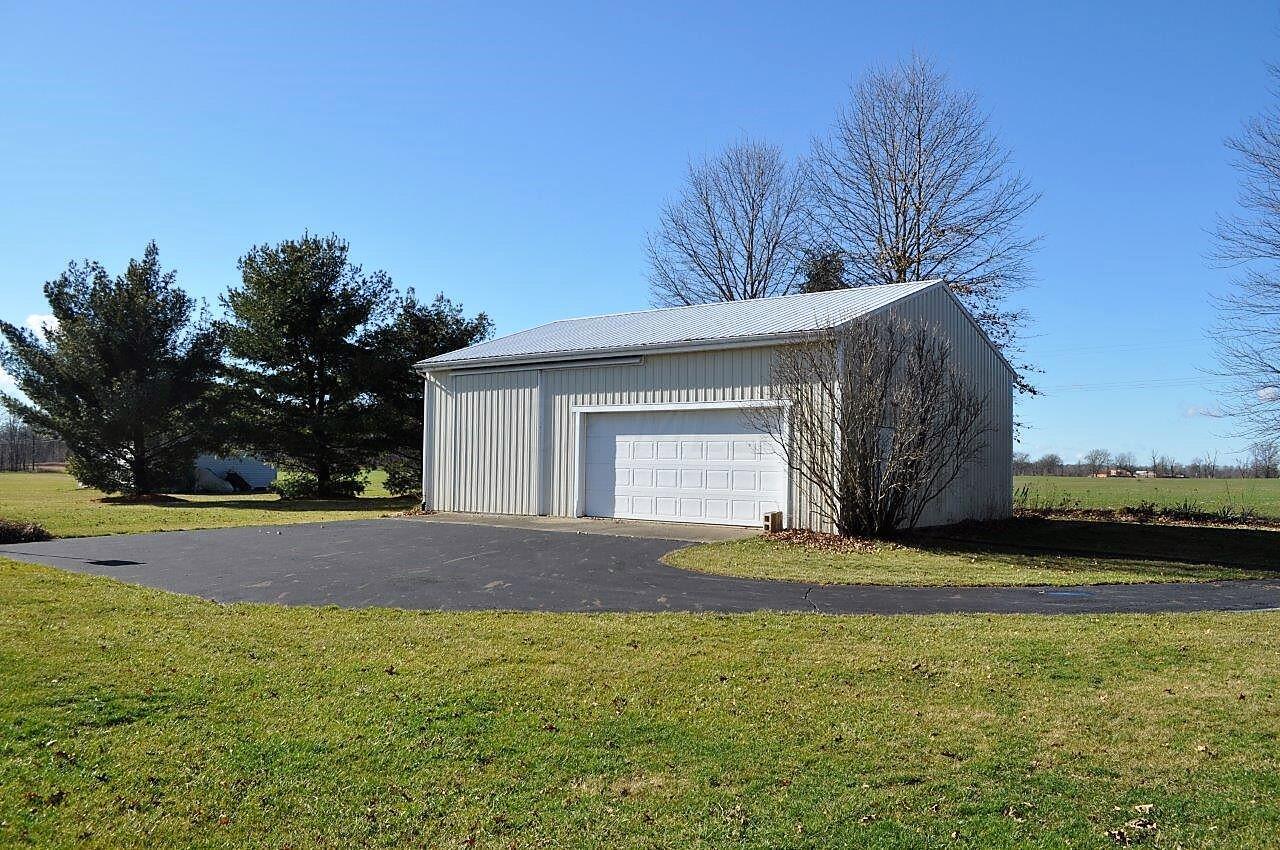 271 Holder Road Baltimore, OH 43105 - Photo 58 of 66 Outbuilding 32'x40' - 271 Holder Road NW, Baltimore, OH 43105