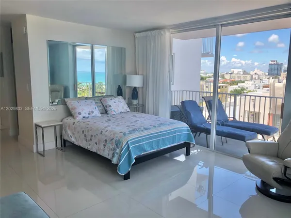 $2,850 | 1255 Collins Avenue, Unit 807, Miami Beach, FL 33139