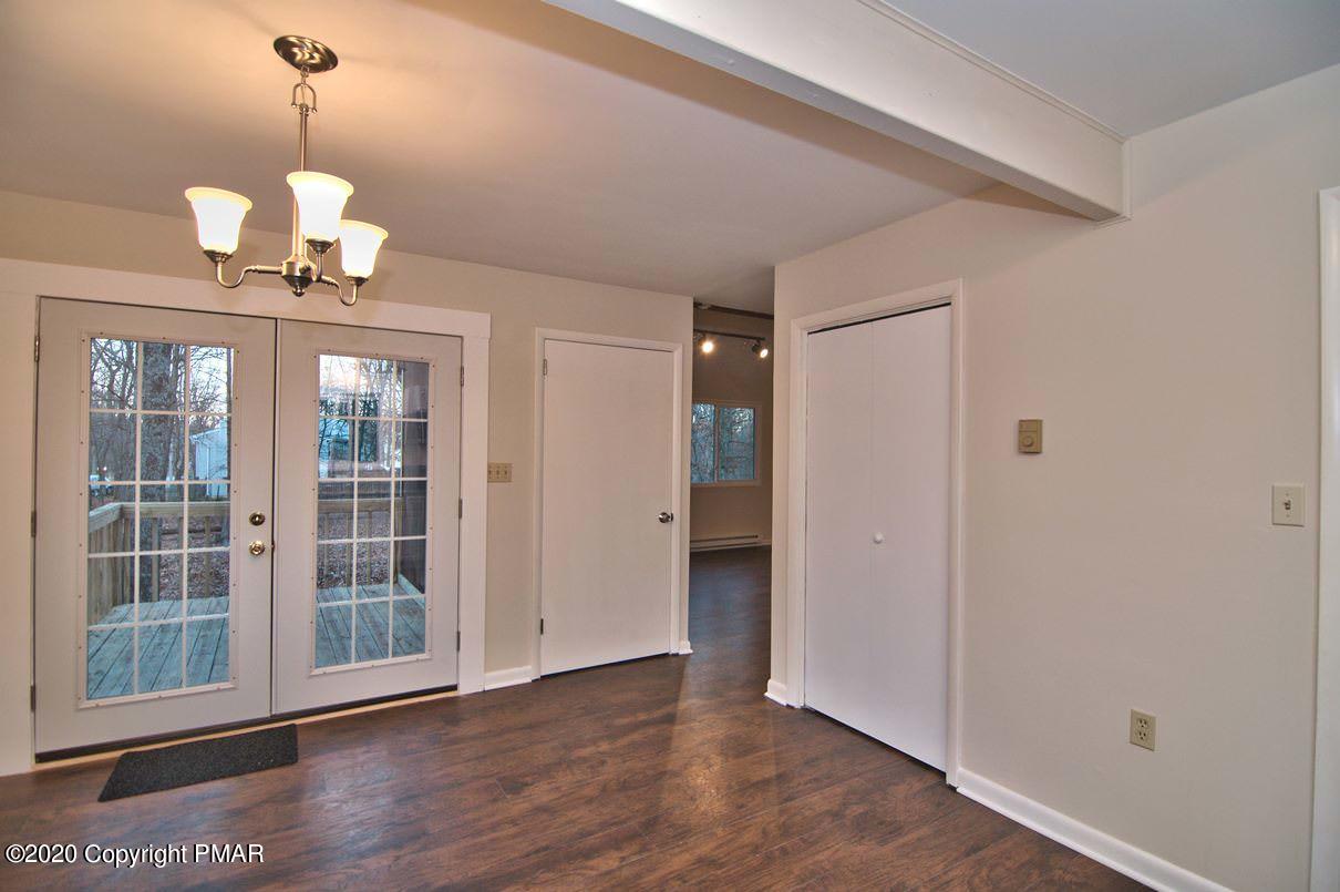 216 Murphy Circle Bushkill, PA 18324 - Photo 14 of 62 Dining Area