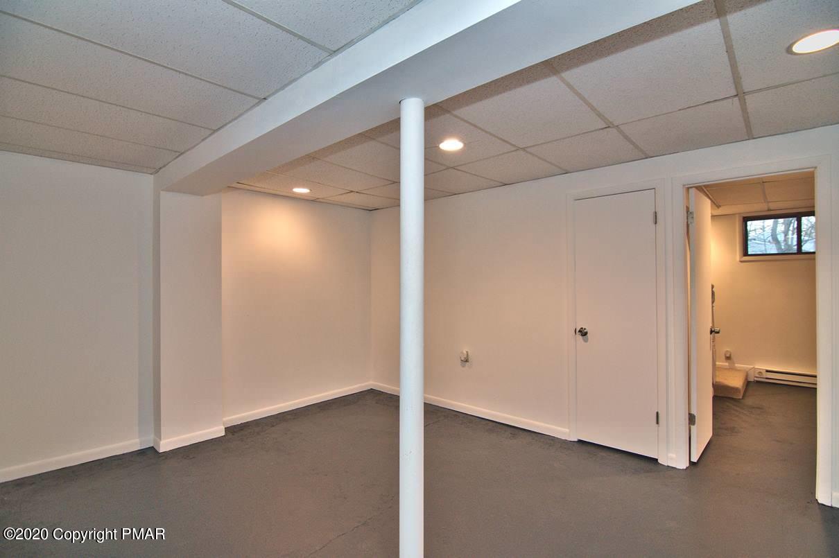 216 Murphy Circle Bushkill, PA 18324 - Photo 43 of 62 3rd bed/rec room