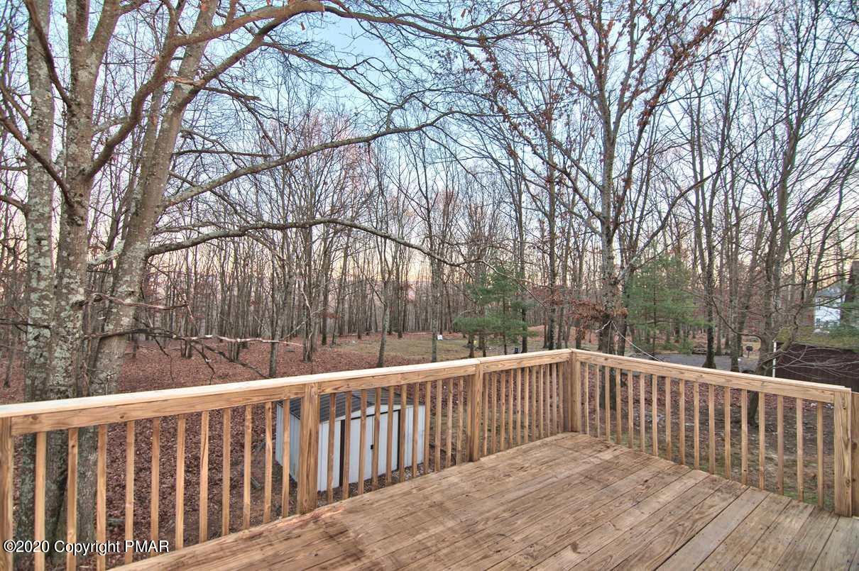 216 Murphy Circle Bushkill, PA 18324 - Photo 48 of 62 Deck View