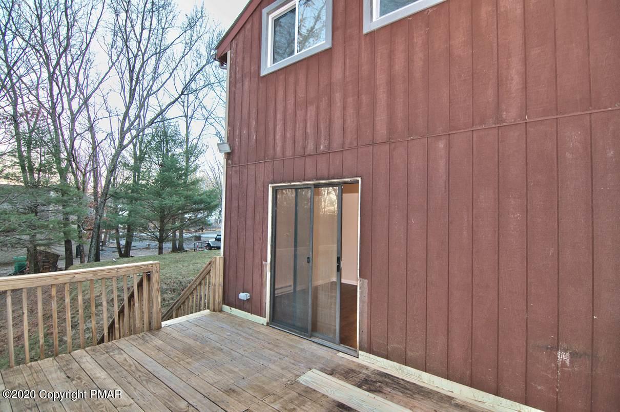 216 Murphy Circle Bushkill, PA 18324 - Photo 50 of 62 Deck View