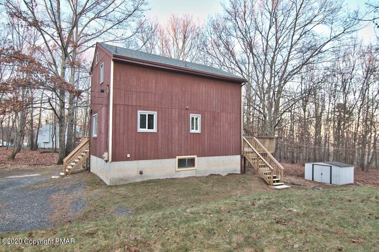 216 Murphy Circle Bushkill, PA 18324 - Photo 56 of 62 Back View