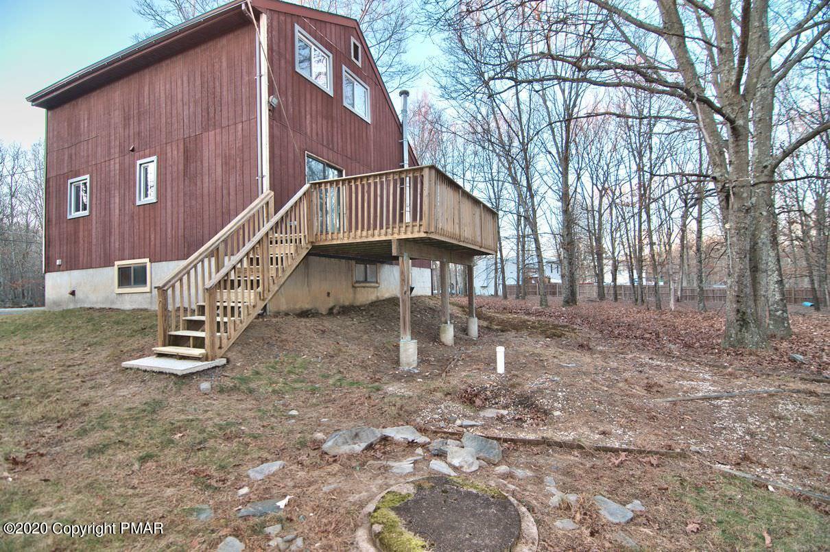 216 Murphy Circle Bushkill, PA 18324 - Photo 59 of 62 Back View