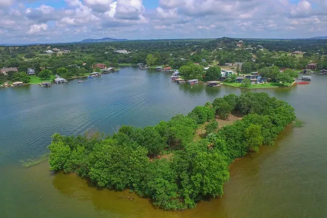 $2,500,000 | Lake Lbj Lake Lbj Lakeview Boulevard, Unit 1 2, Sunrise Beach, TX 78643