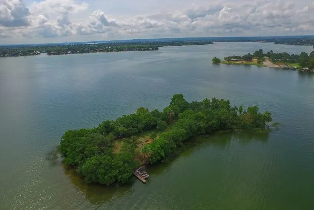 $2,500,000 | Lake Lbj Lake Lbj Lakeview Boulevard, Unit 1 2, Sunrise Beach, TX 78643