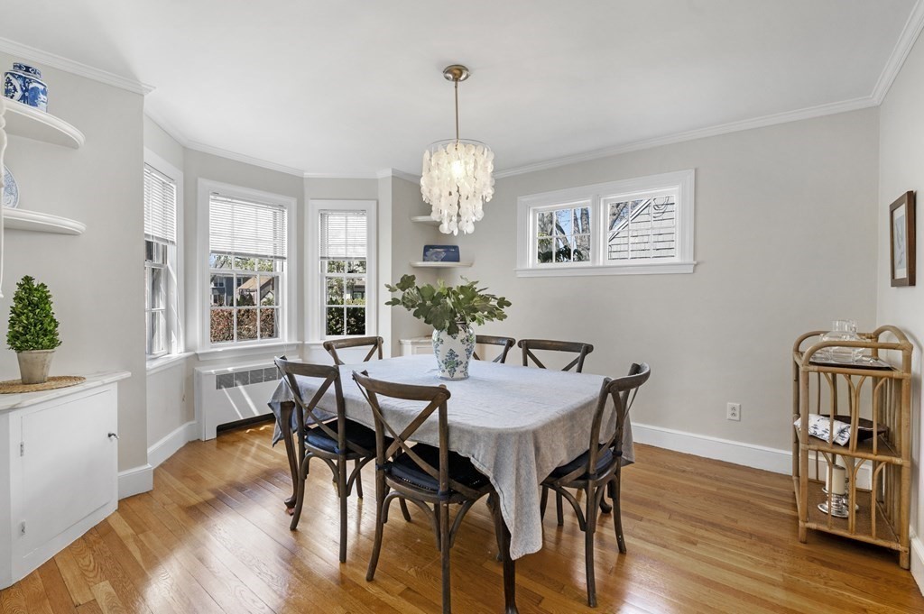 52 Bates Road Swampscott, MA 01907 - Photo 5 of 28 Gallery Image 5