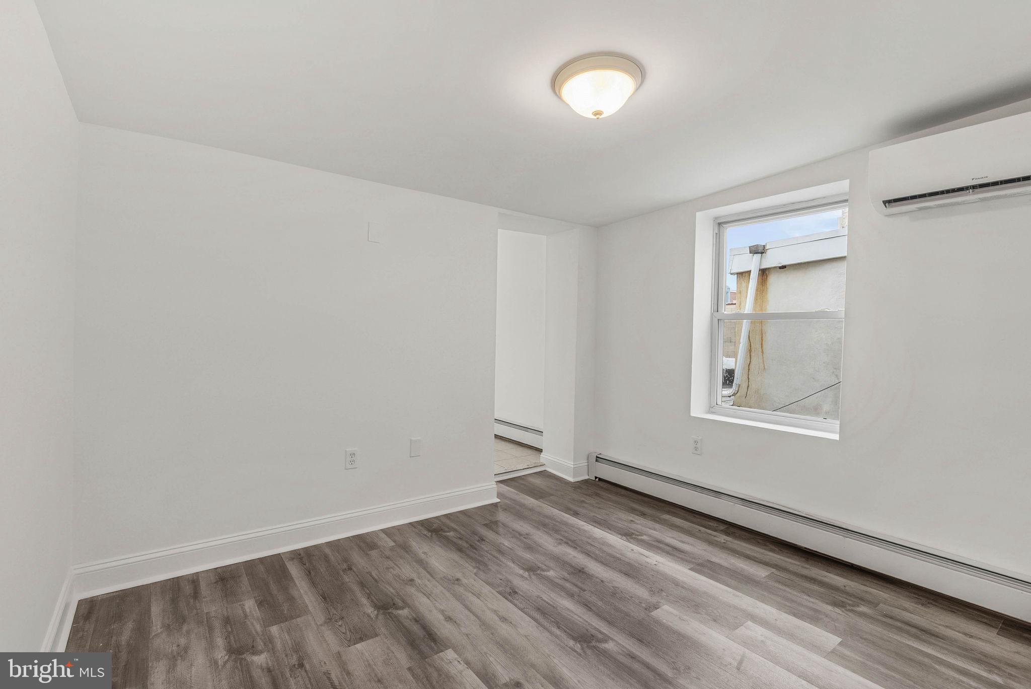 1124 South 15th Street, Unit 2 Philadelphia, PA 19146 - Photo 4 of 6