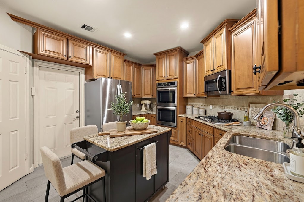 800 Timber Trail Cedar Park, TX 78613 - Photo 2 of 38