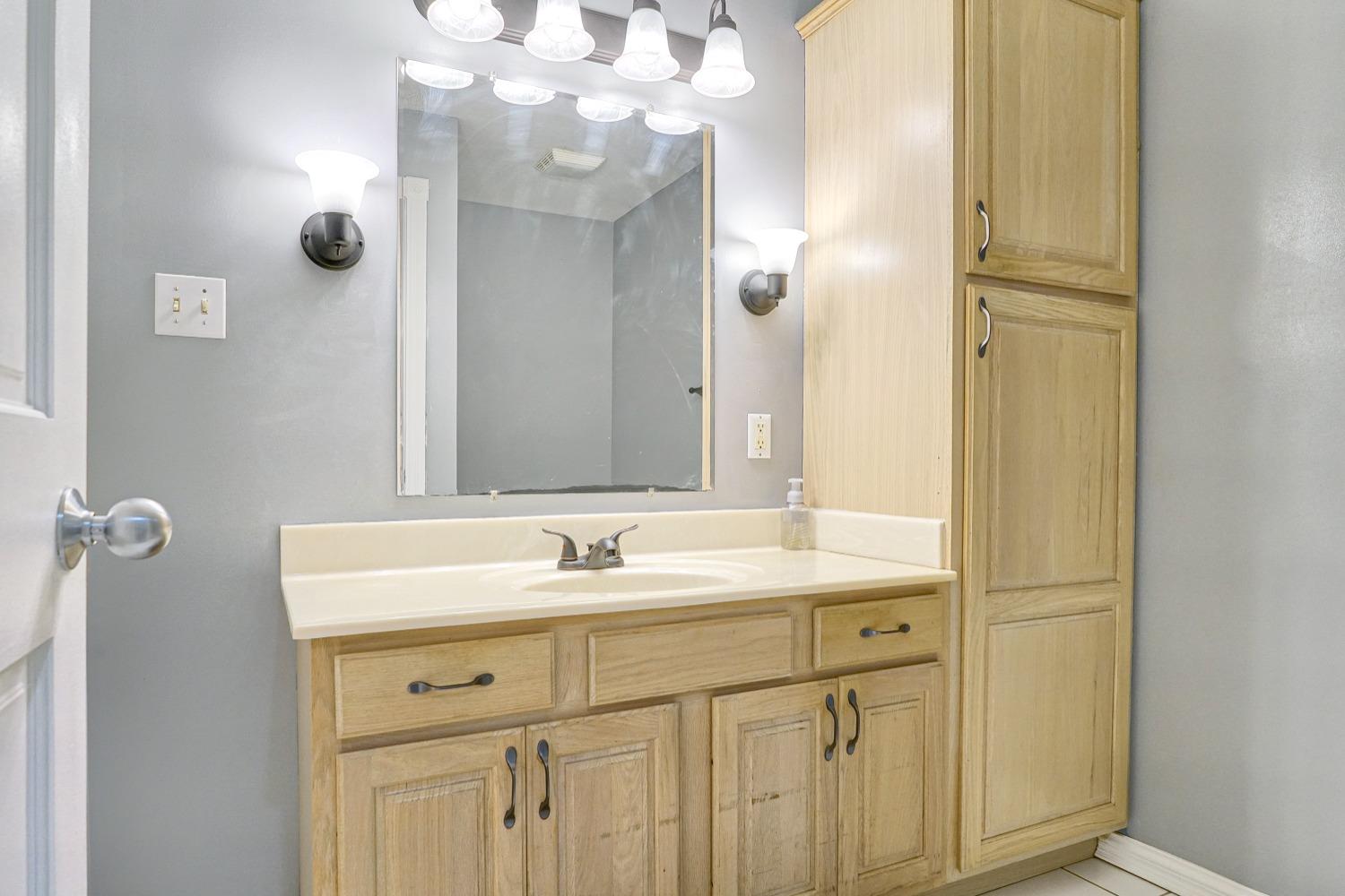 2255 Hayes Leonard Road Valparaiso, IN 46385 - Photo 17 of 36 1500x1000
