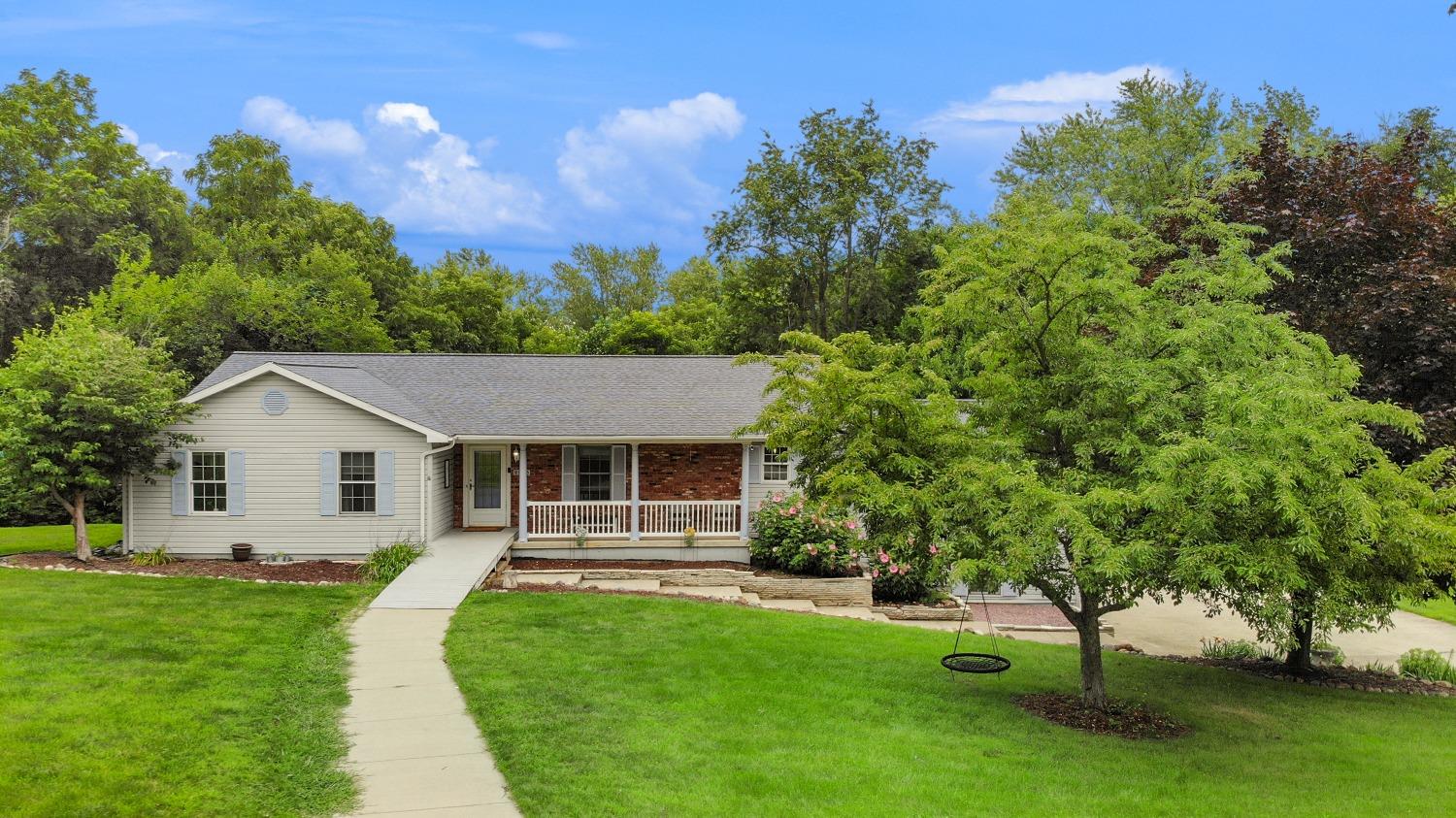 2255 Hayes Leonard Road Valparaiso, IN 46385 - Photo 2 of 36 1500x843