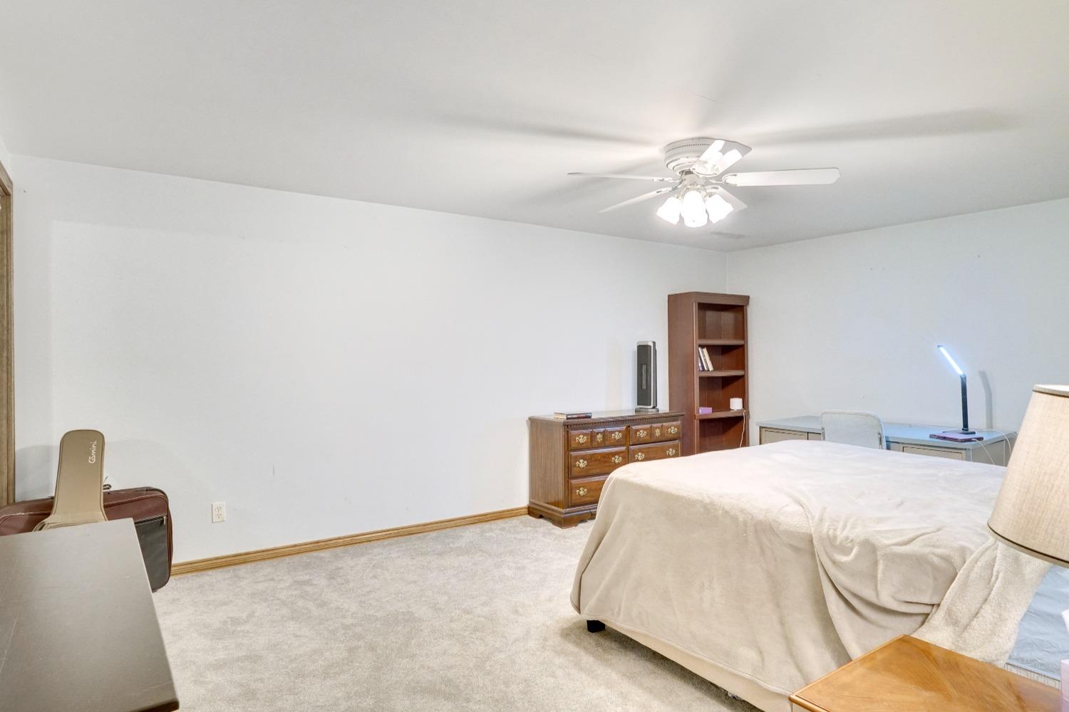 2255 Hayes Leonard Road Valparaiso, IN 46385 - Photo 23 of 36 1500x1000