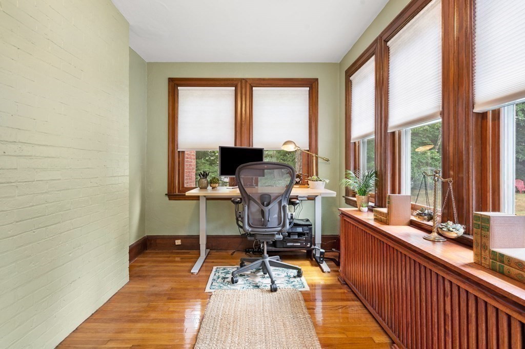 52 Buckingham Road Milton, MA 02186 - Photo 20 of 33