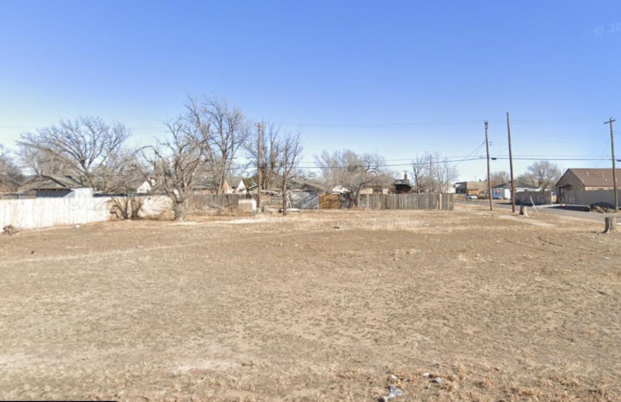 900 North Tyler Street Amarillo, TX 79107 - Photo 1 of 1 a view of road with a yard