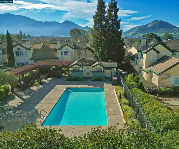 $624,900 | 1295 Shell Circle, Clayton, CA 94517