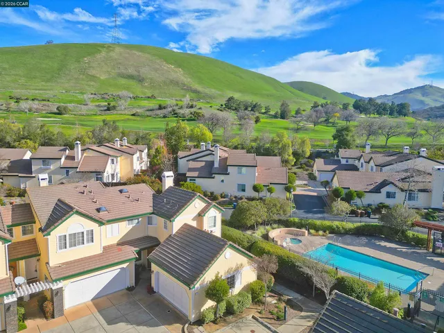 $624,900 | 1295 Shell Circle, Clayton, CA 94517