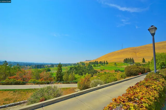 $624,900 | 1295 Shell Circle, Clayton, CA 94517