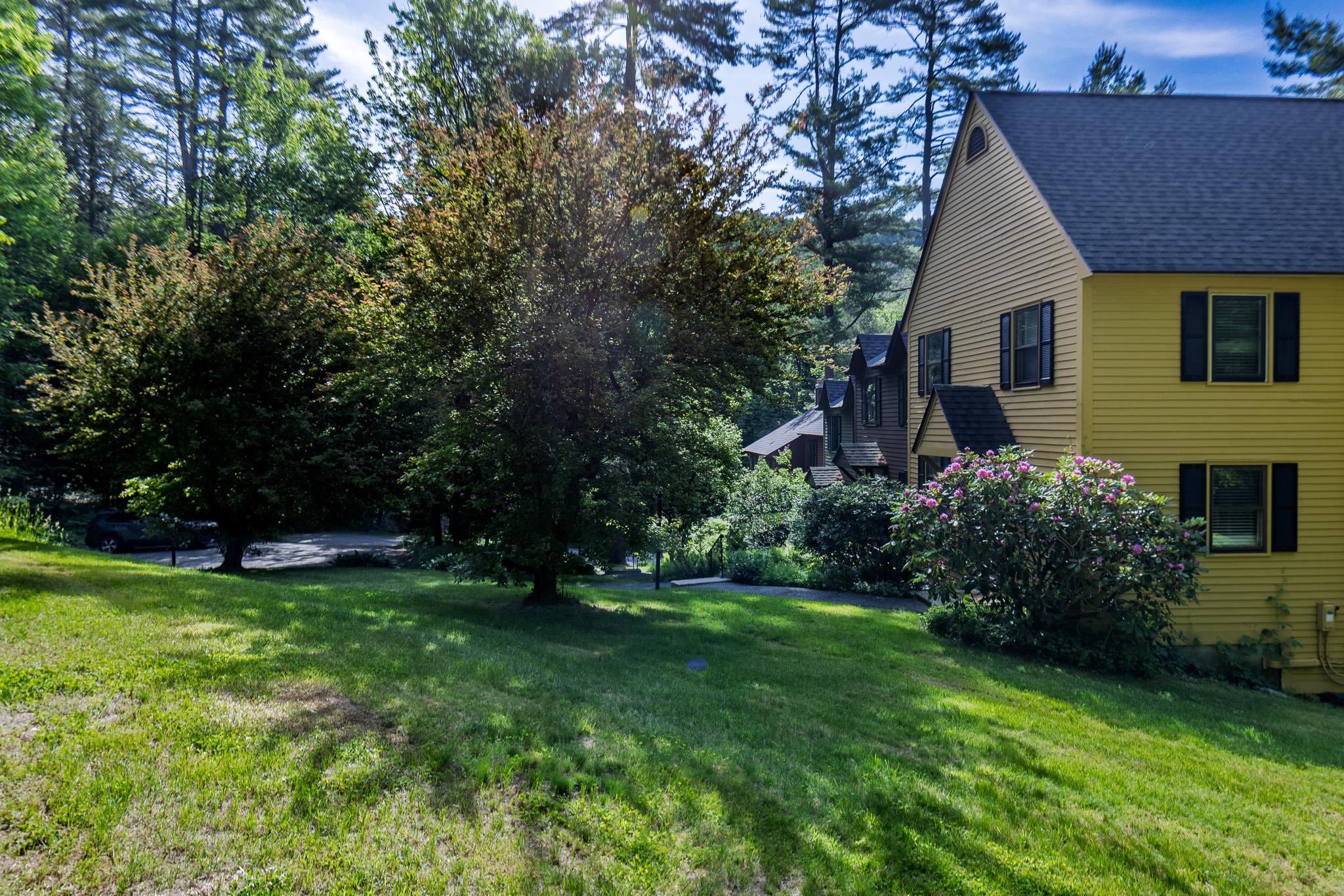 826 Hard Road, Unit B4 Hartford, VT 05059 - Photo 19 of 23