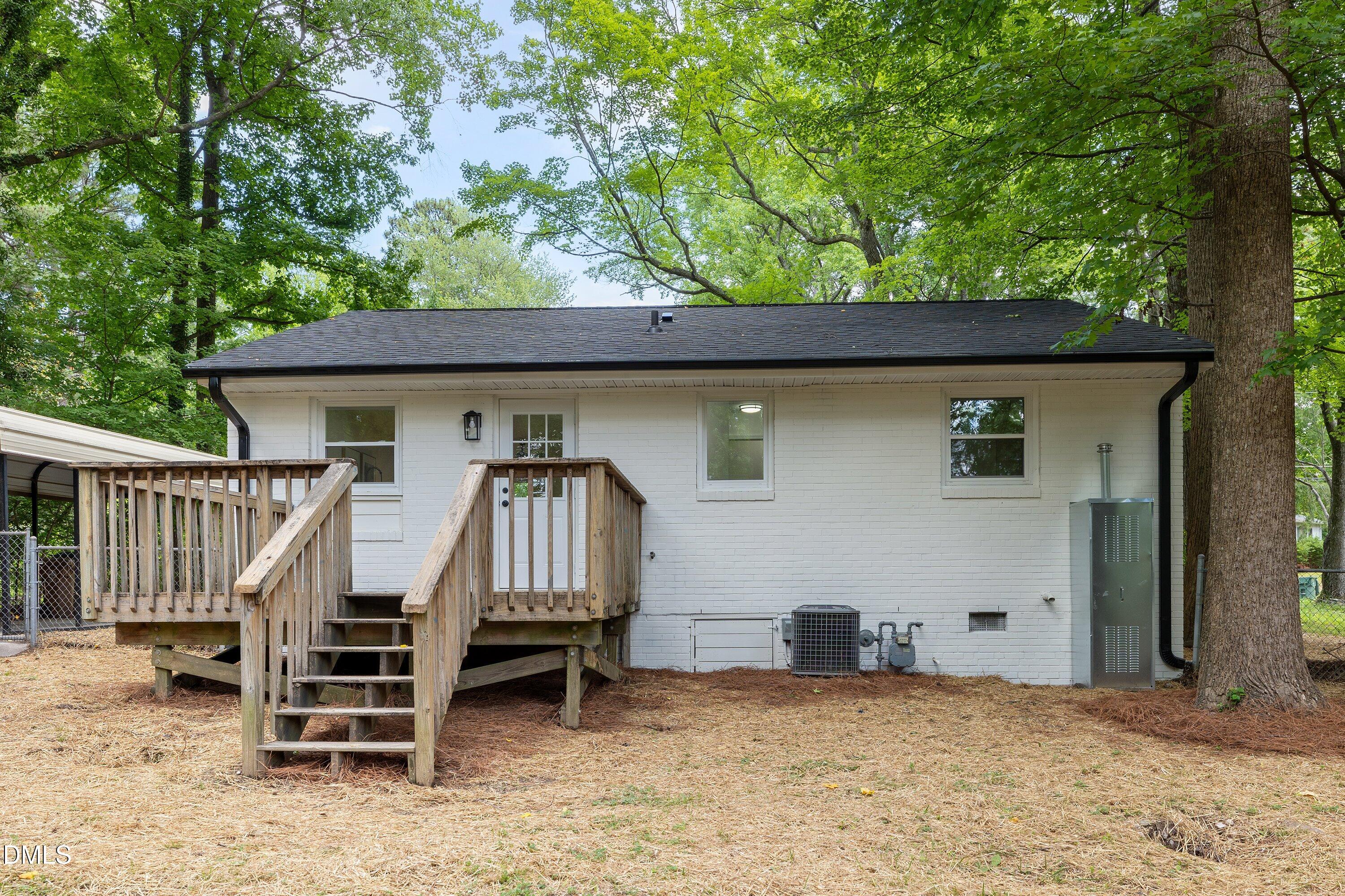 309 Maple Street Cary, NC 27513 - Photo 36 of 42 42-309 Maple St118 Temple_7824