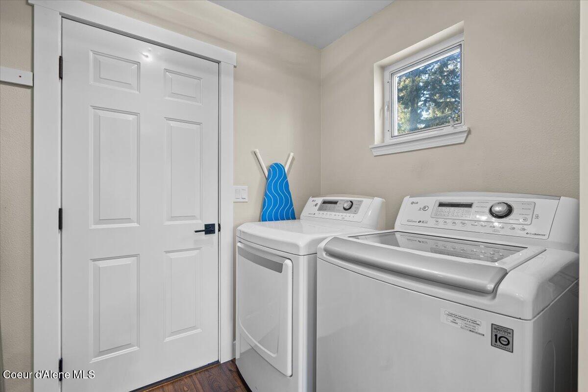 2447 East Garwood Road Hayden, ID 83835 - Photo 29 of 56 Laundry