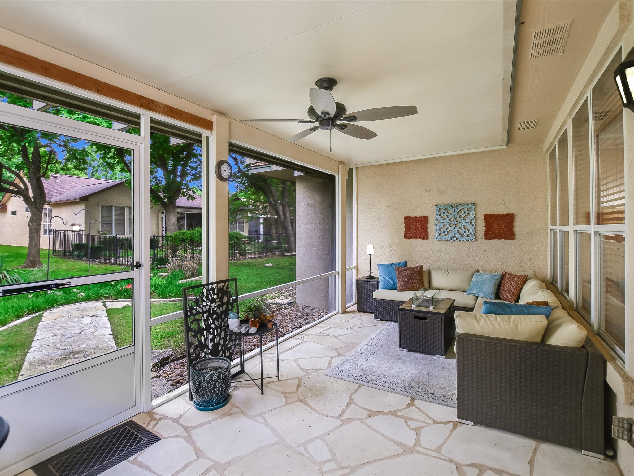 116 Running Water Street Georgetown, TX 78633 - Photo 5 of 29 Gallery Image 5