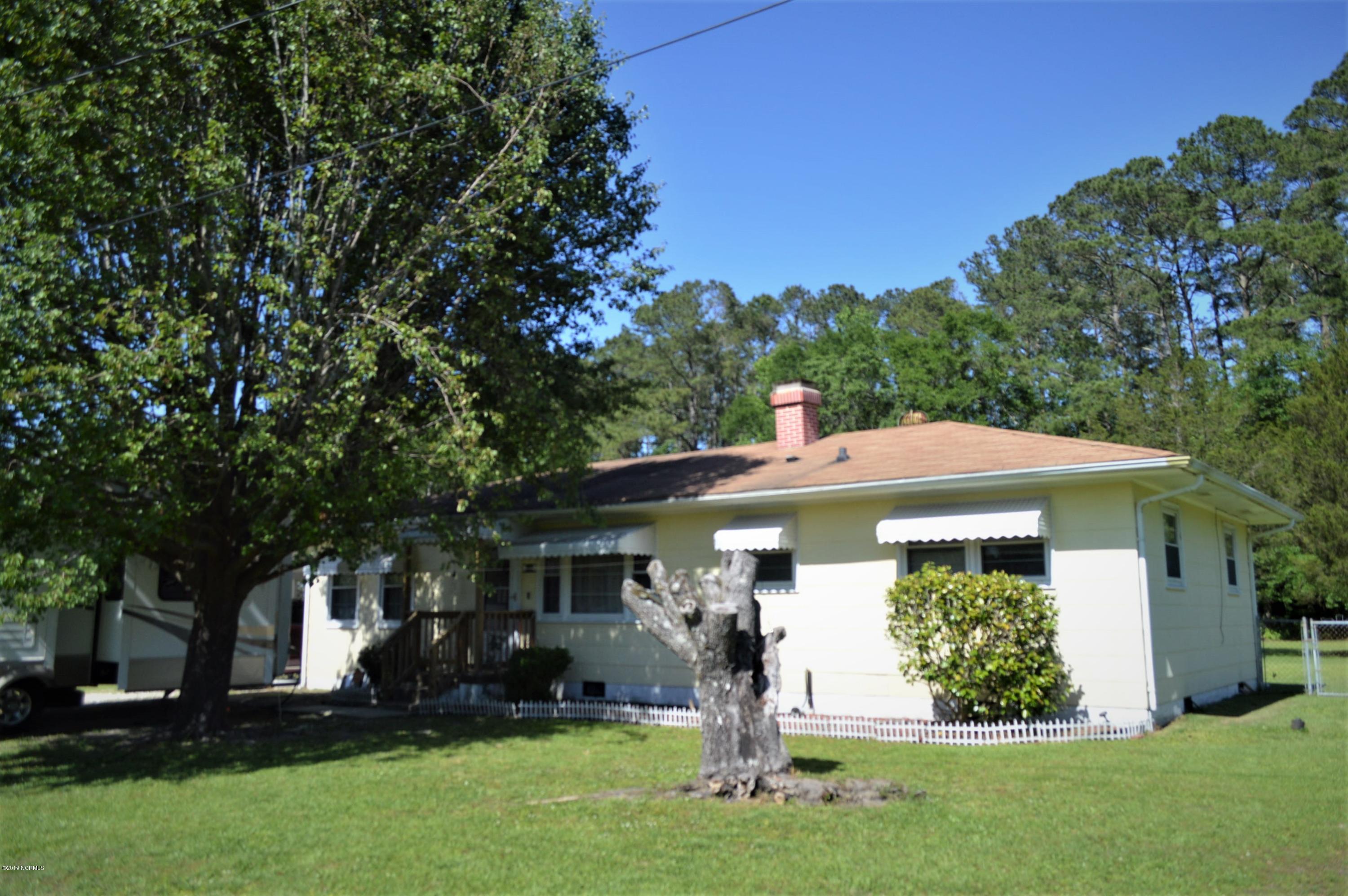 116 Johnny Parker Road Jacksonville, NC 28540 - Photo 2 of 21 DSC_1026