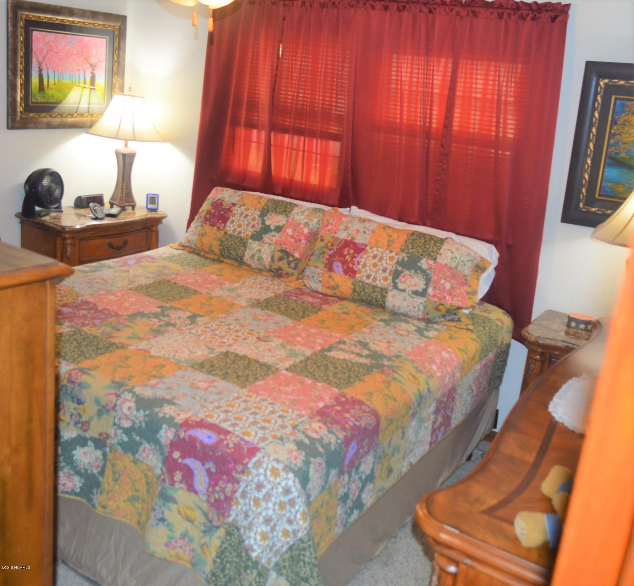 116 Johnny Parker Road Jacksonville, NC 28540 - Photo 10 of 21 DSC_1054