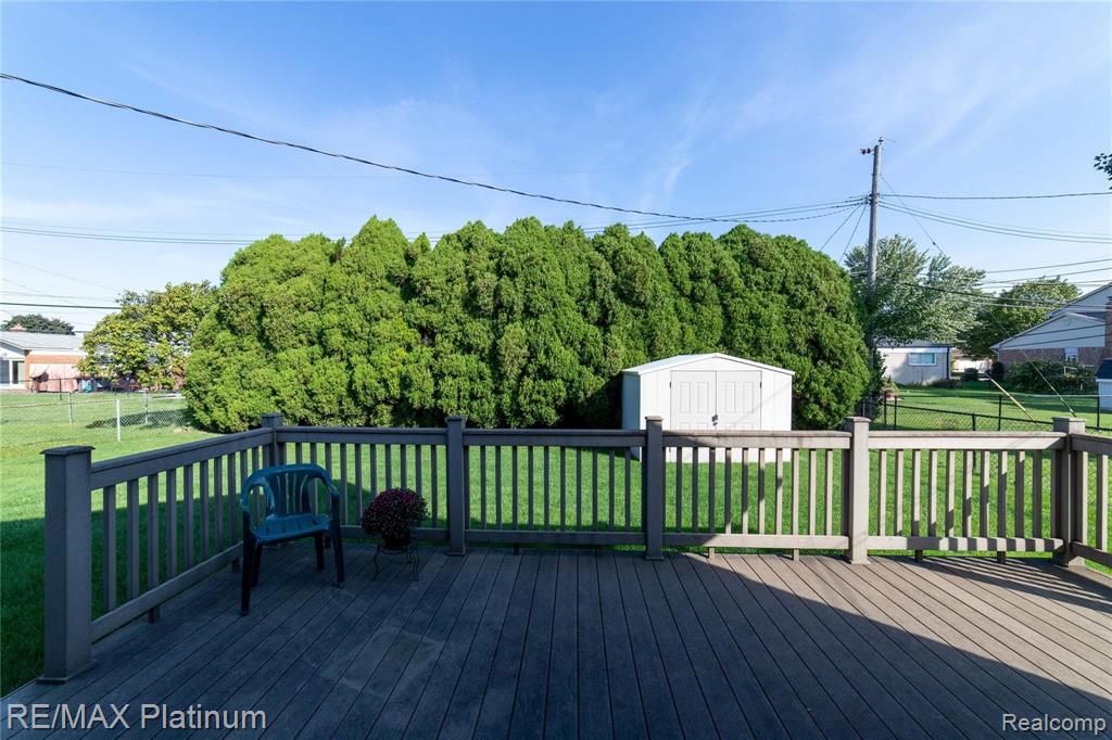 14127 Martin Road Warren, MI 48088 - Photo 33 of 34
