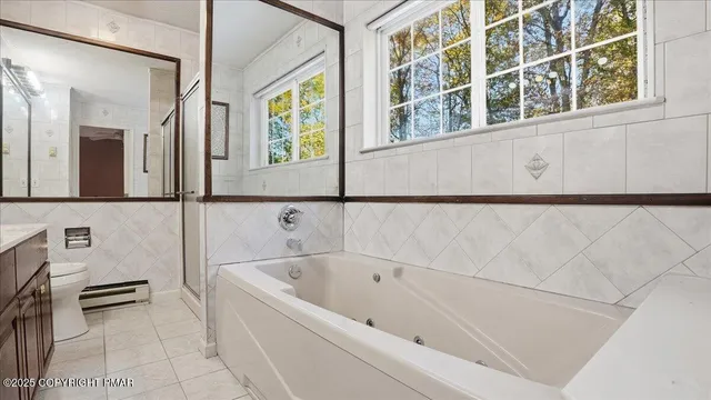 $519,000 | 349 Bumble Bee Pass, Cresco, PA 18326