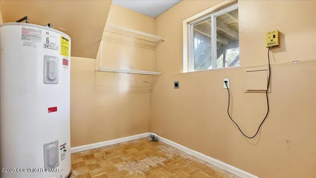 $519,000 | 349 Bumble Bee Pass, Cresco, PA 18326