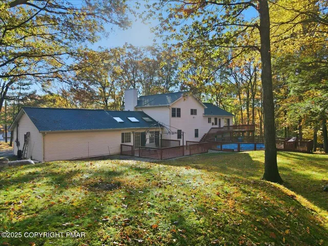 $519,000 | 349 Bumble Bee Pass, Cresco, PA 18326