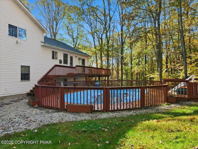 $519,000 | 349 Bumble Bee Pass, Cresco, PA 18326