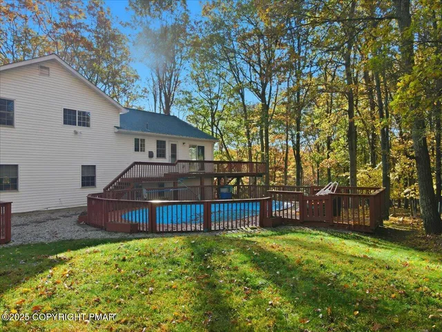 $519,000 | 349 Bumble Bee Pass, Cresco, PA 18326