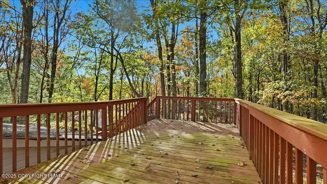 $519,000 | 349 Bumble Bee Pass, Cresco, PA 18326