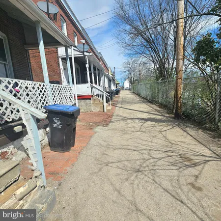 a view of outdoor space