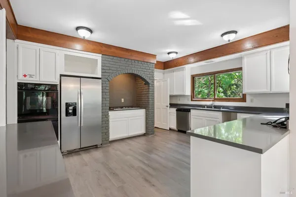 $1,900,000 | 11910 Graton Road, Sebastopol, CA 95472