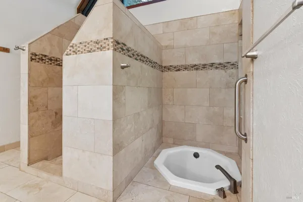 $1,900,000 | 11910 Graton Road, Sebastopol, CA 95472