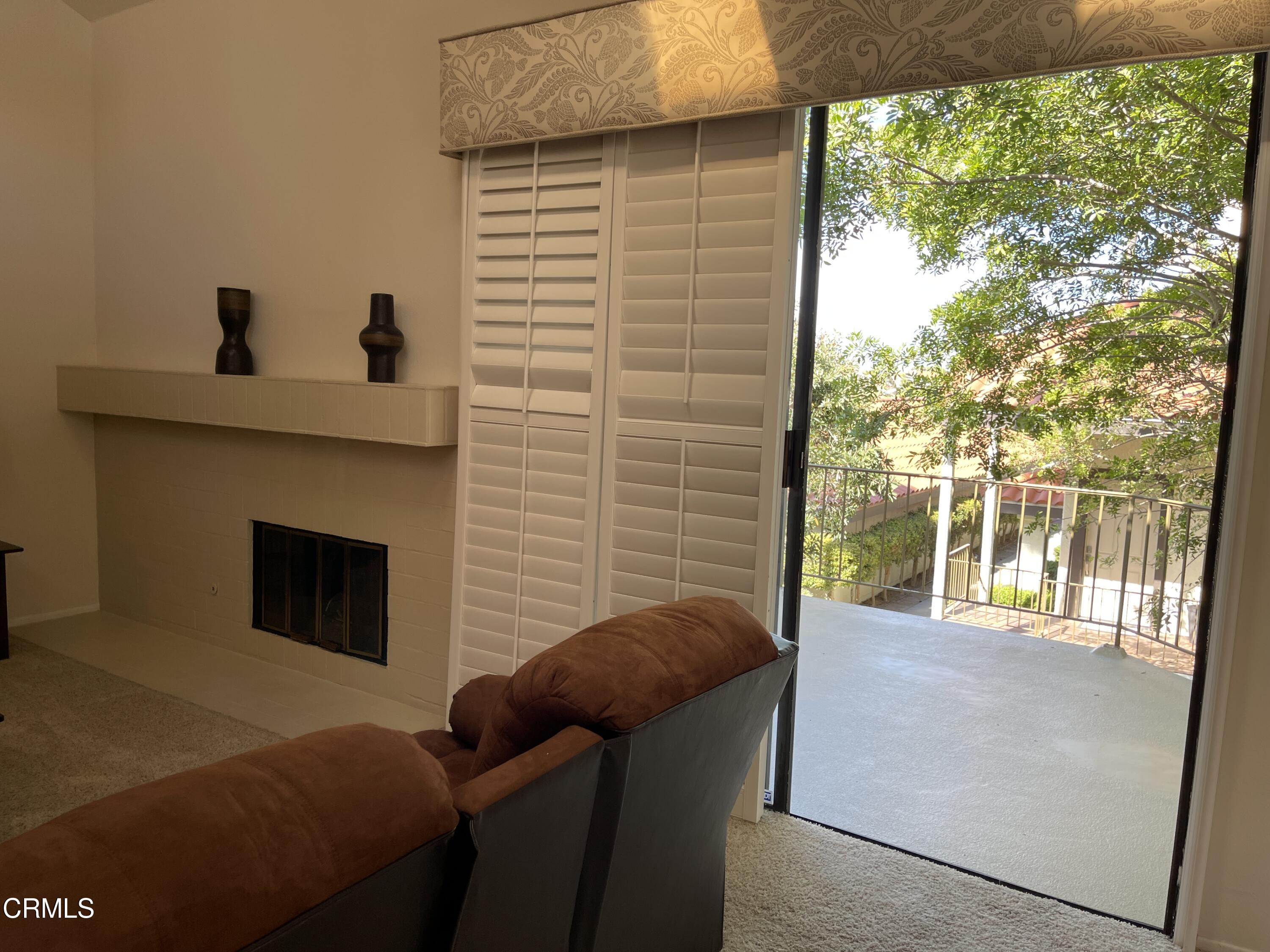 2017 Majorca Drive Oxnard, CA 93035 - Photo 9 of 74 25FFE473-0422-4F95-B794-55D2F390A199