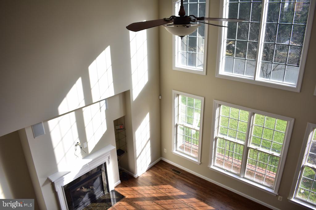 722 Crisfield Way Annapolis, MD 21401 - Photo 3 of 40