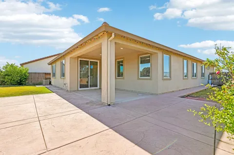 $629,900 | 9471 Pasaje Place, Elk Grove, CA 95624
