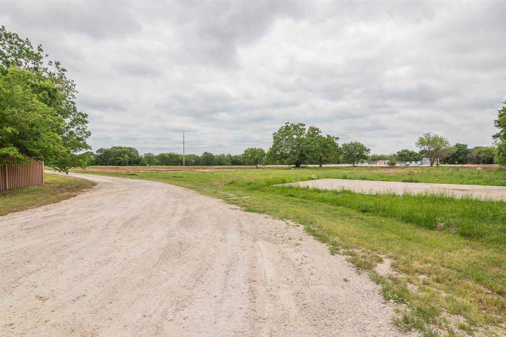 622 Mansfield Road Cleburne, TX 76031 - Photo 2 of 23 View of street