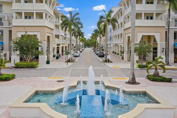 $670,000 | 145 Waterford Drive, Jupiter, FL 33458
