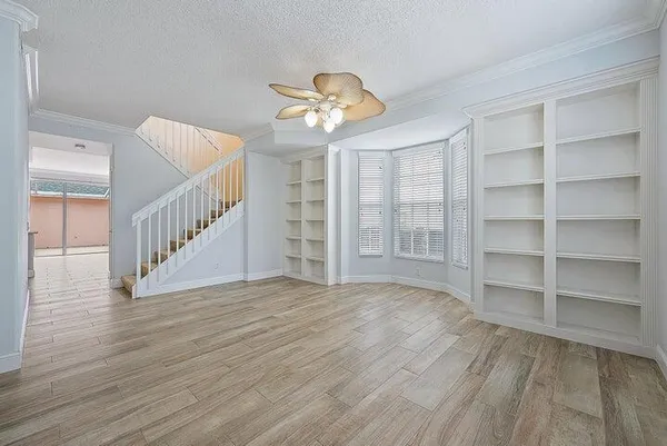 $670,000 | 145 Waterford Drive, Jupiter, FL 33458