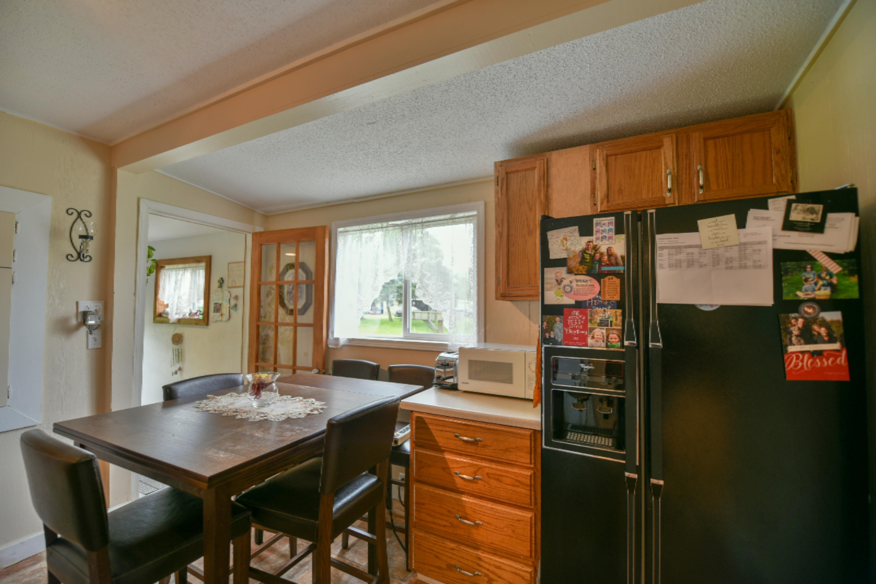 4006 Territorial Road Benton Harbor, MI 49022 - Photo 8 of 18 Kitchen/Dining